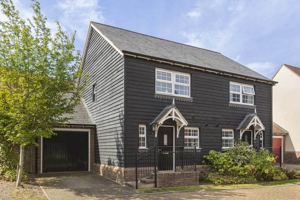 Main image of property: Moley Gardens, Wantage, OX12