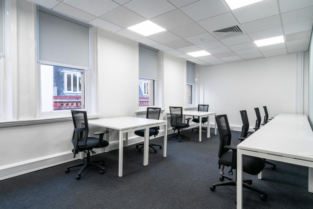 Photo 3
