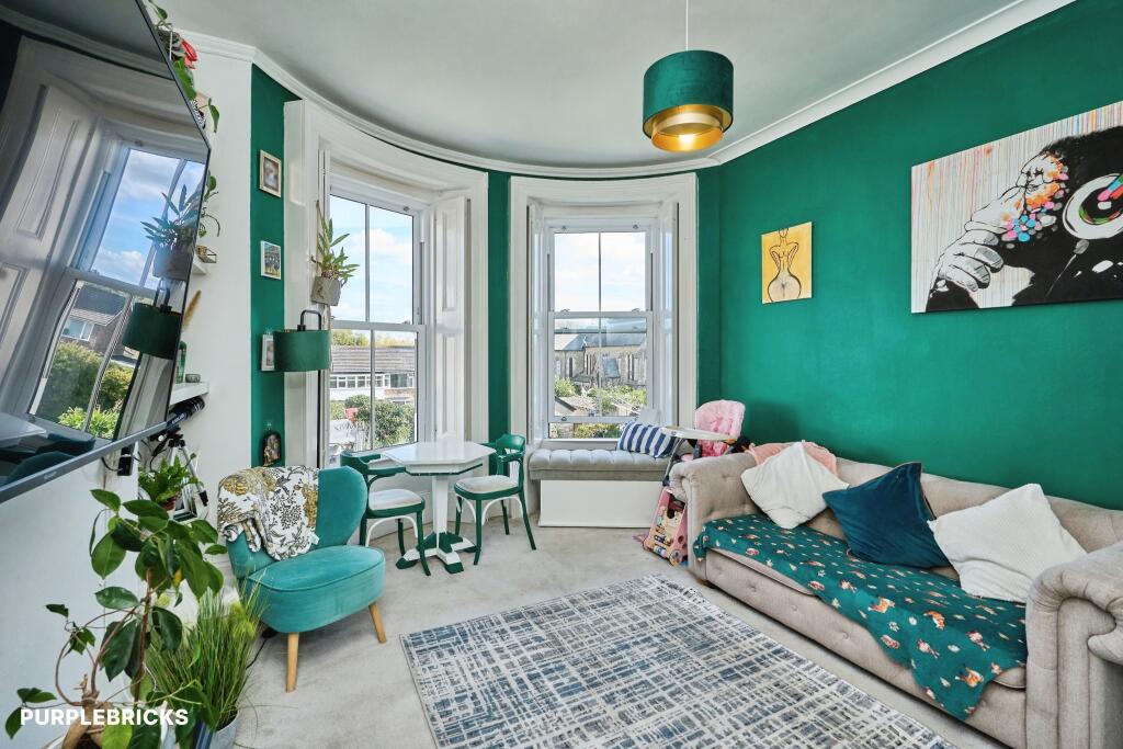 Apartment in Ryde, Isle of Wight - View 2