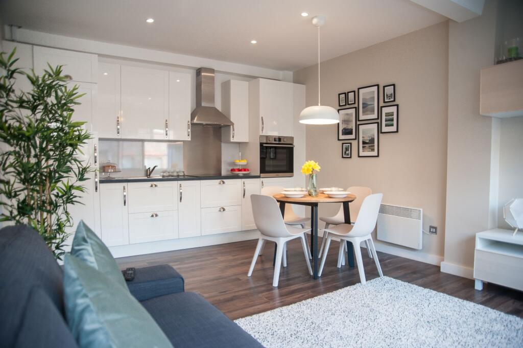 Apartment in Liverpool - View 5