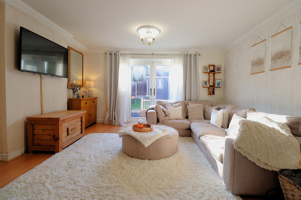 Belle Green Close, Cudworth Barnsley, S72 photo 5