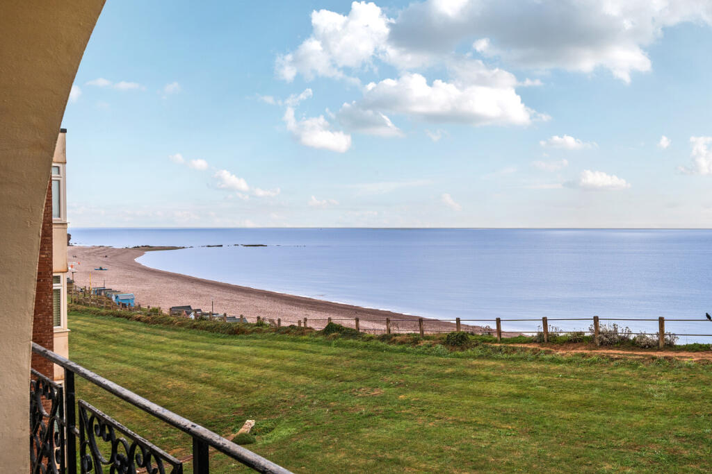 Coastguard Road, Budleigh Salterton, Devon photo 2