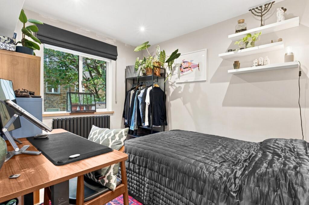 Apartment in London - View 4