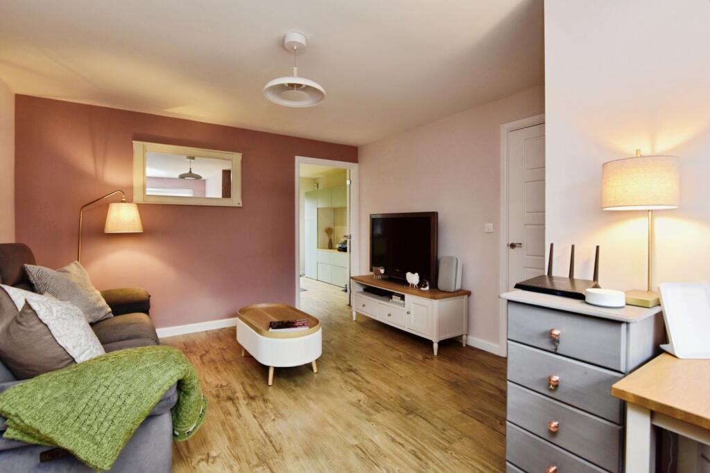 Emberton Road, STOKE-ON-TRENT, Staffordshire, ST7 photo 3