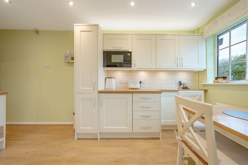 31 Larkfield, Eccleston PR7 5RN photo 3