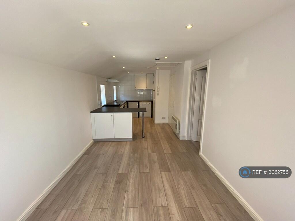 Apartment in Bath - View 5