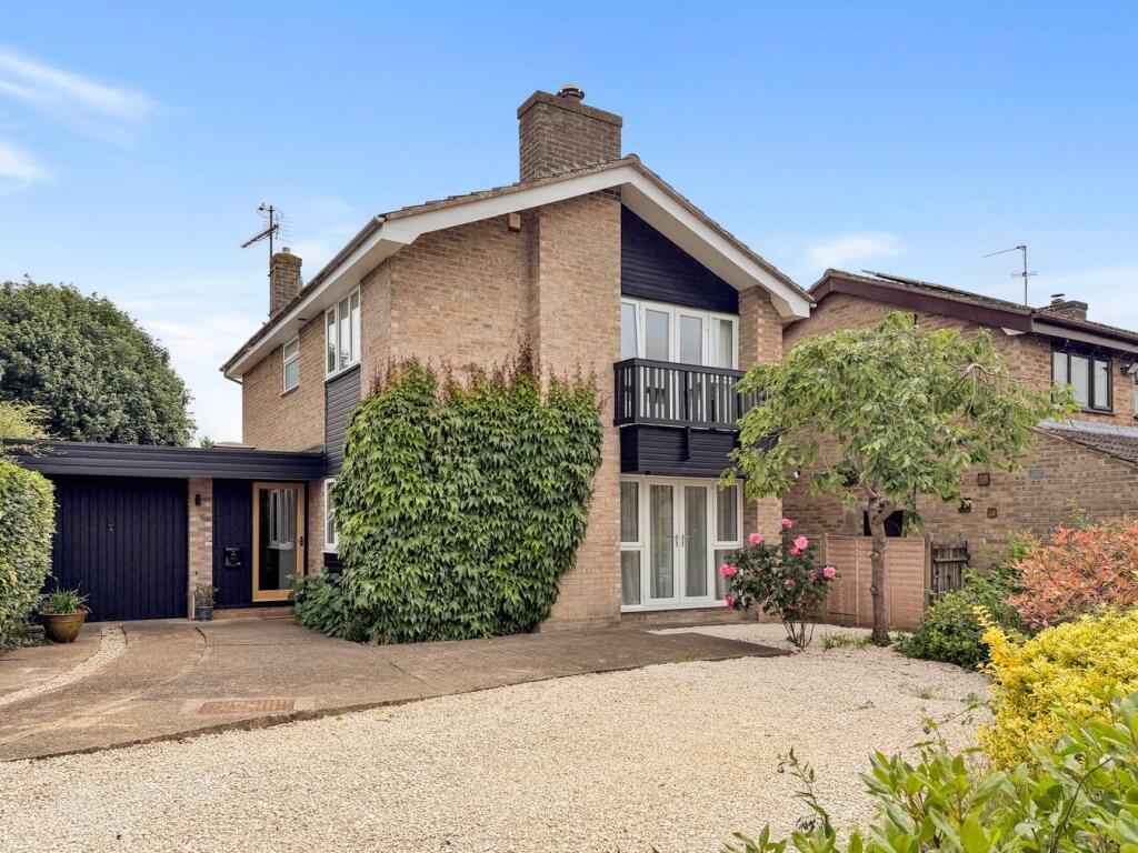 Main image of property: Lyne Walk, Hackleton, Northampton, NN7