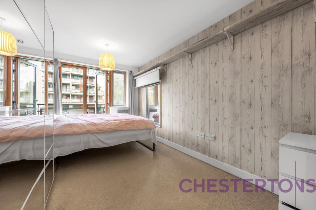Apartment in London - More