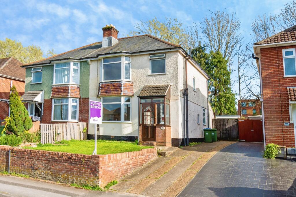 Main image of property: Oaktree Road, Southampton, SO18