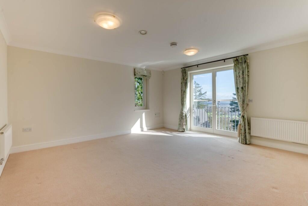 Ellerslie Drive, Malvern, Worcestershire, WR14 photo 4