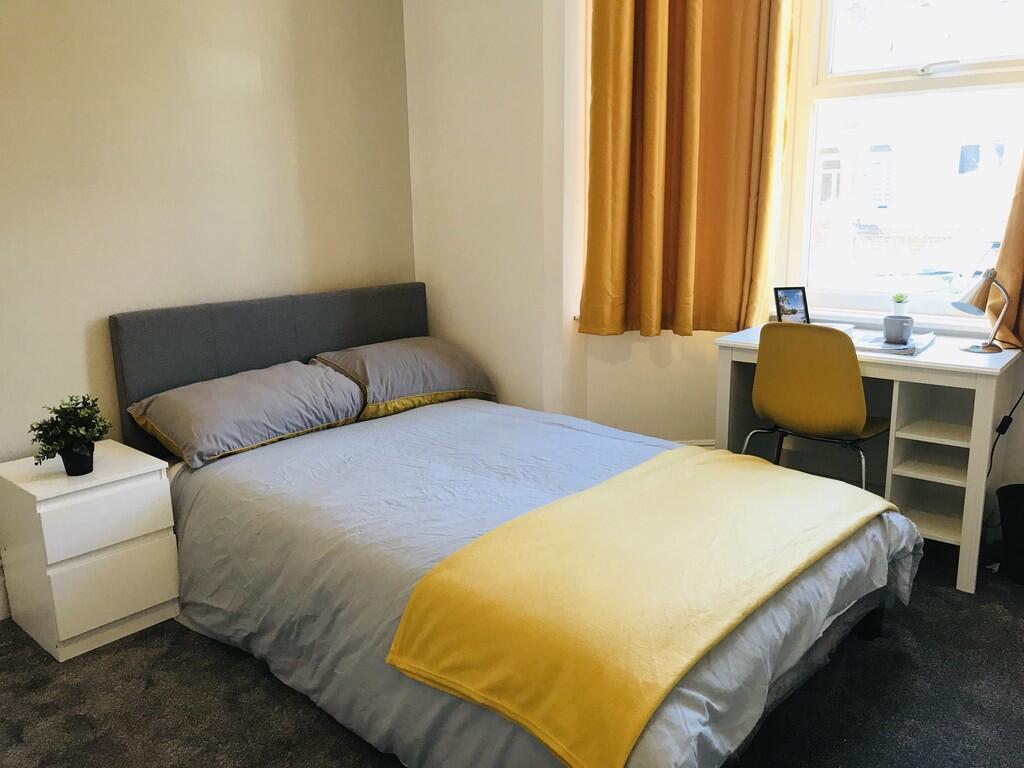 Main image of property: Richville Road, Southampton
