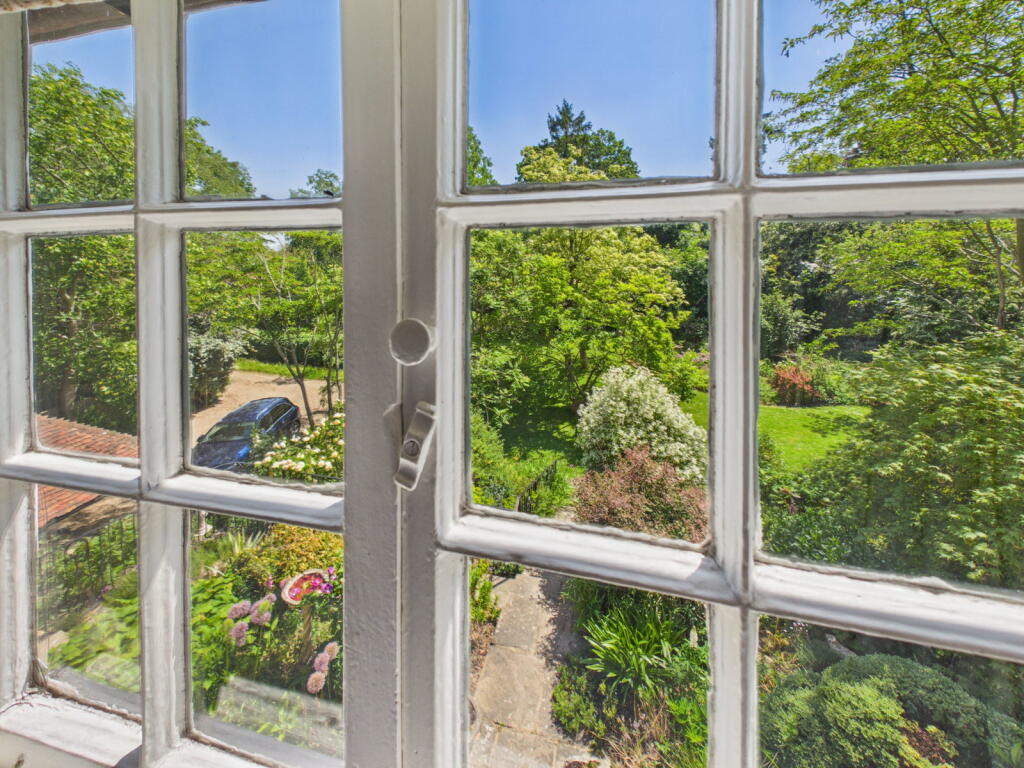 Well House, Frensham Road, Rolvenden Layne - View 4