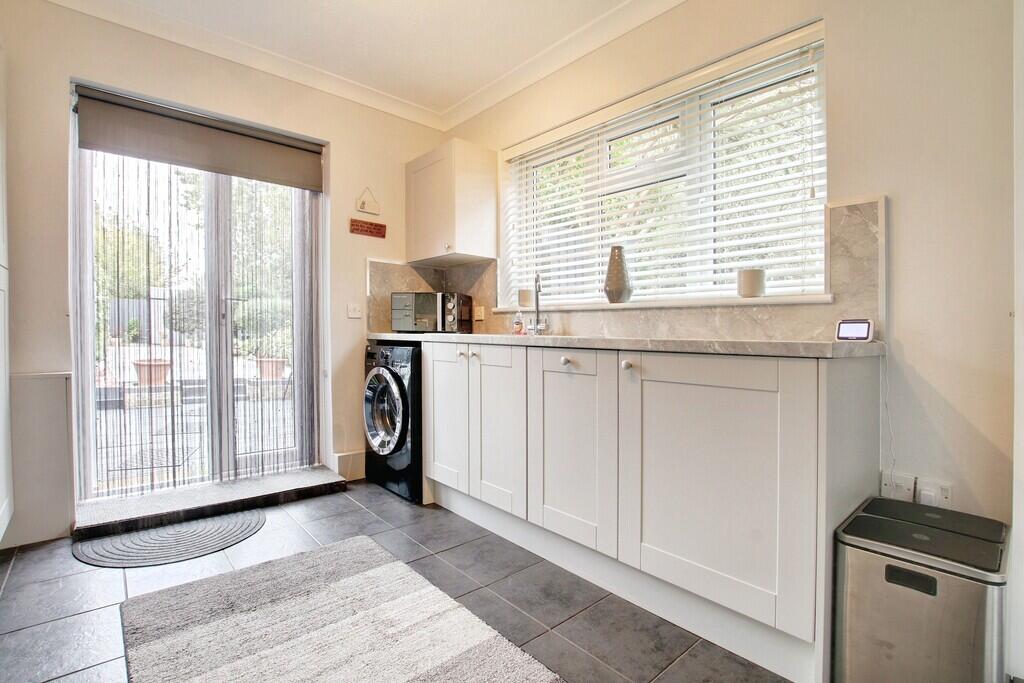 House in Peterborough - View 5
