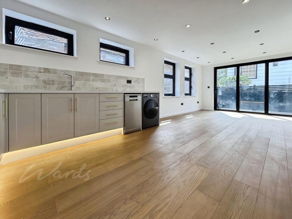House in Tonbridge - View 3