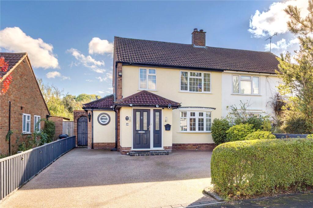 Main image of property: Orchard Close, Radlett, Hertfordshire, WD7