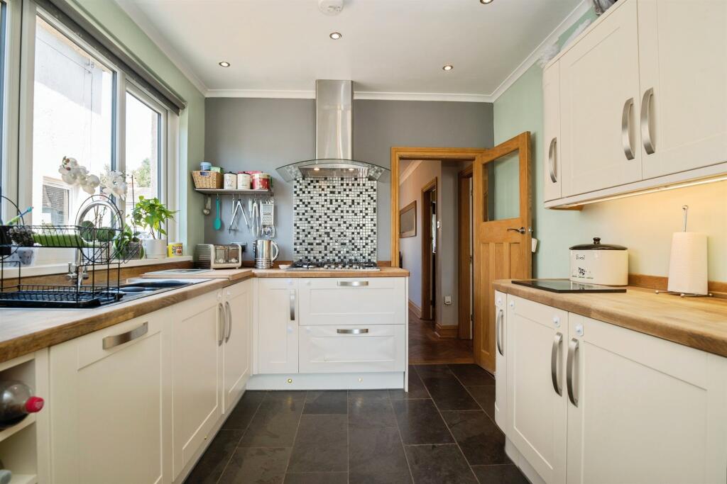 House in Newport, Glan Llyn, Llanwern - More