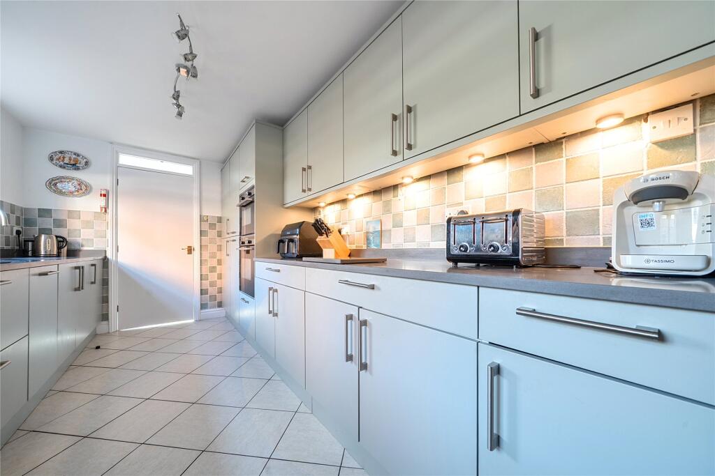 Midland Road, Olney, Buckinghamshire, MK46 photo 3