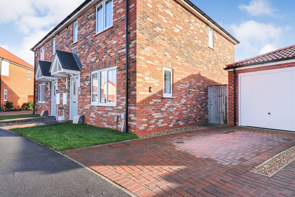 Main image of property: Florina Place, Scartho, Grimsby, DN33 3TT