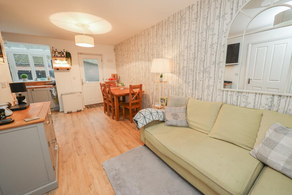 Carnoustie Drive, Lincoln, Lincolnshire, LN6 photo 4