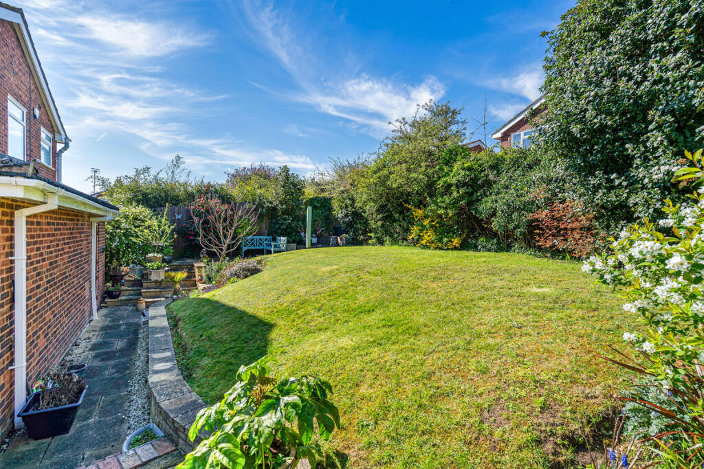 Additional image 4 of Brook End Close, Henley-in-arden, B95