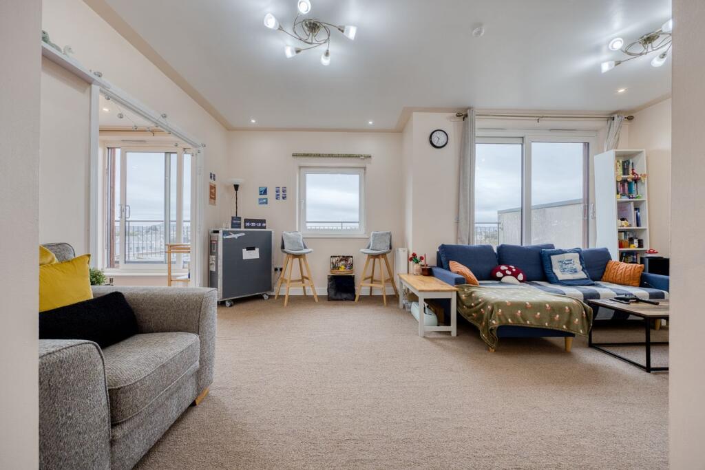Waterfront Avenue, Granton, Edinburgh, EH5 photo 2