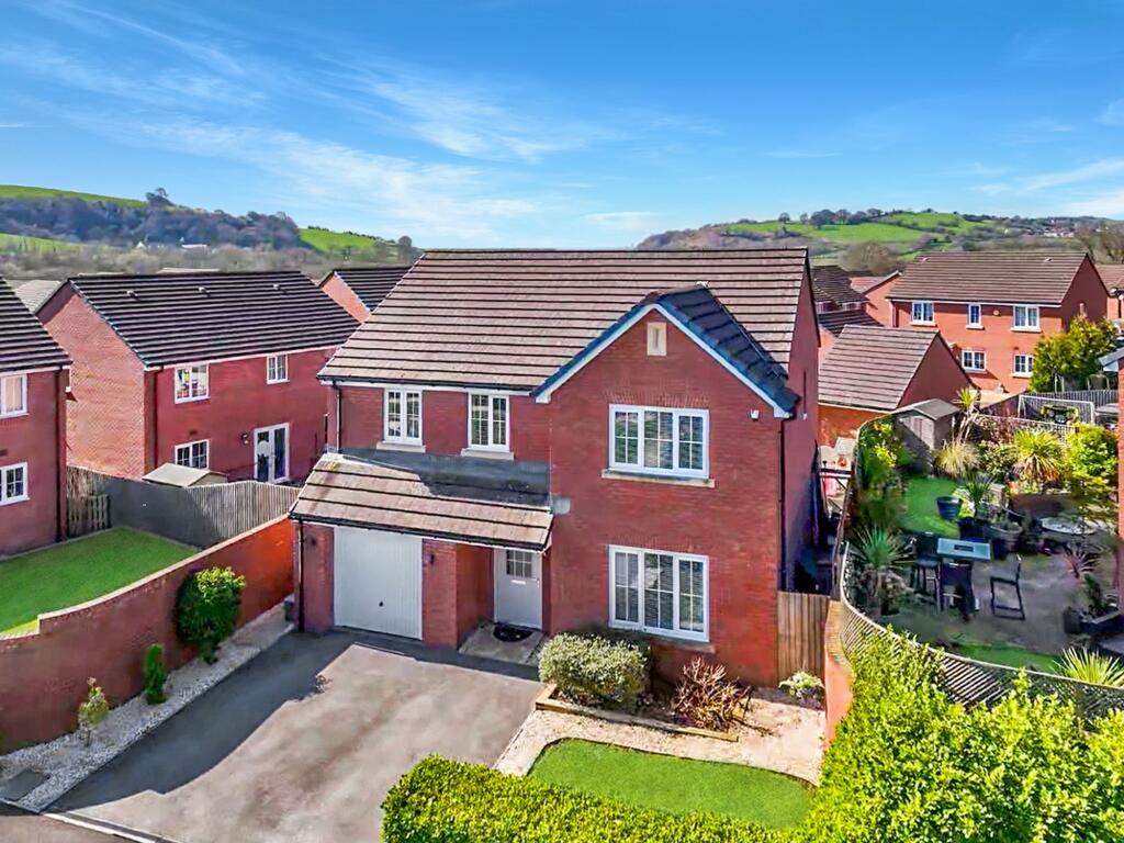 Main image of property: Brynteg Green, Beddau, CF38