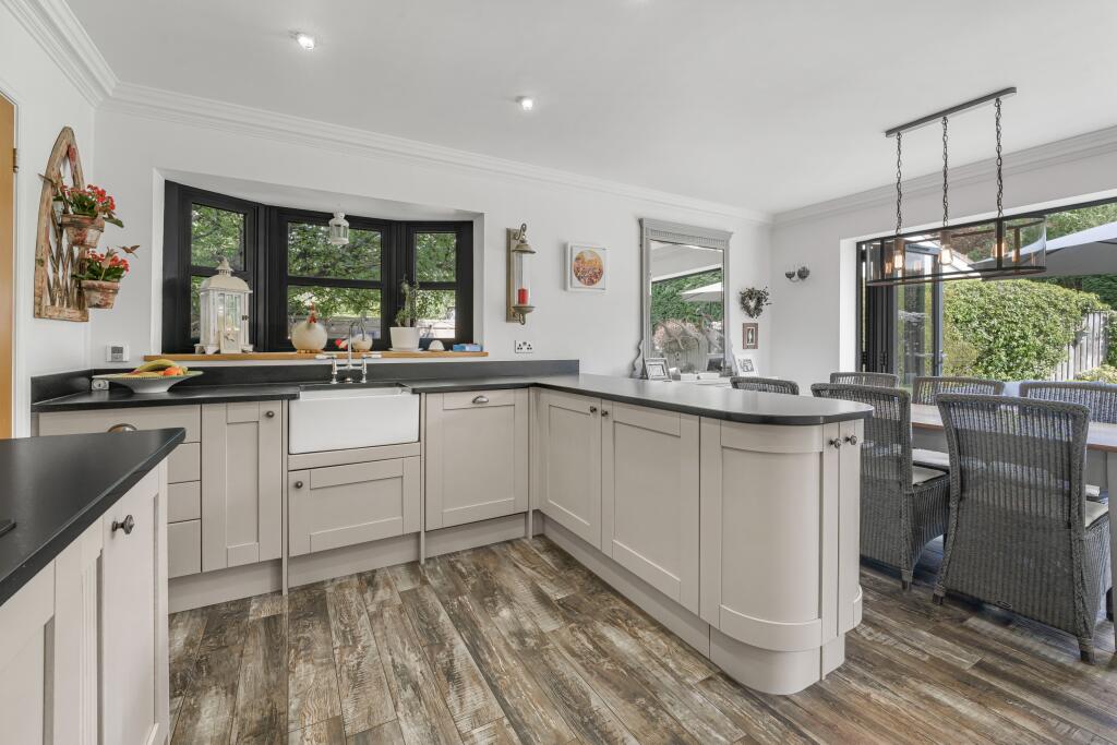 5, Coed Ceirios, Rhiwbina, Cardiff, CF14 photo 3
