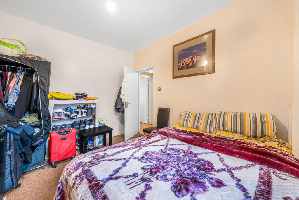 Apartment in London - More