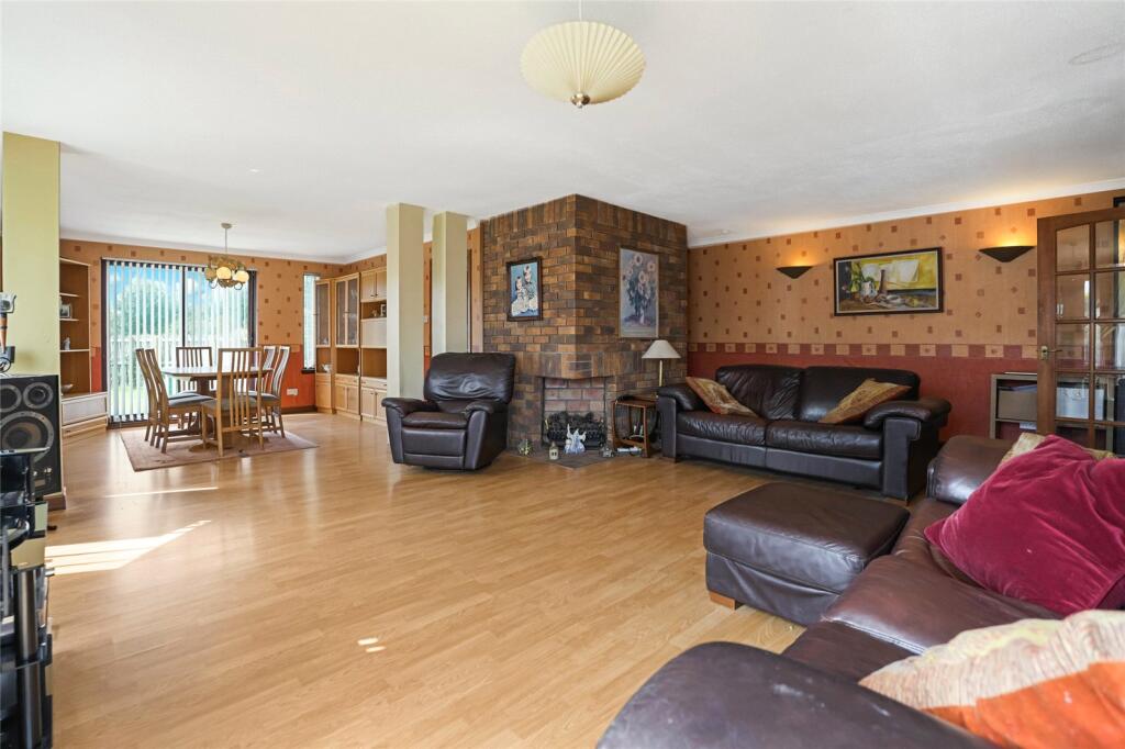 House in Kirkcaldy - More