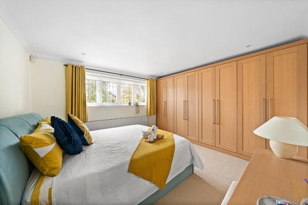 Additional image 19 of Douglas Road, Harpenden, Hertfordshire, AL5