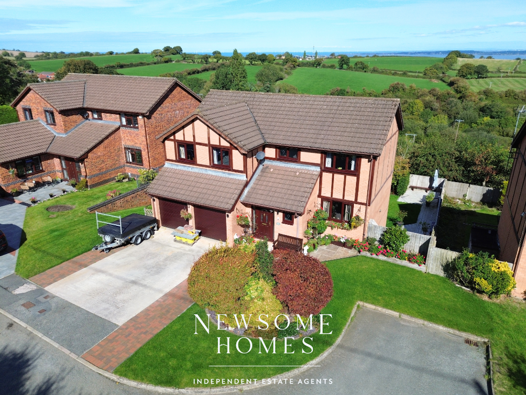 4-bed detached on Gwel Afon, Holywell, £395,000