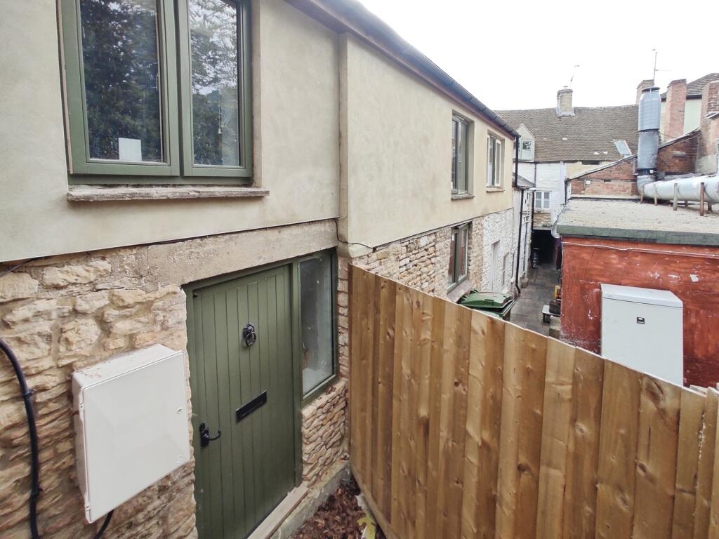 Main image of property: Hitchmans Mews, Albion Street, OX7