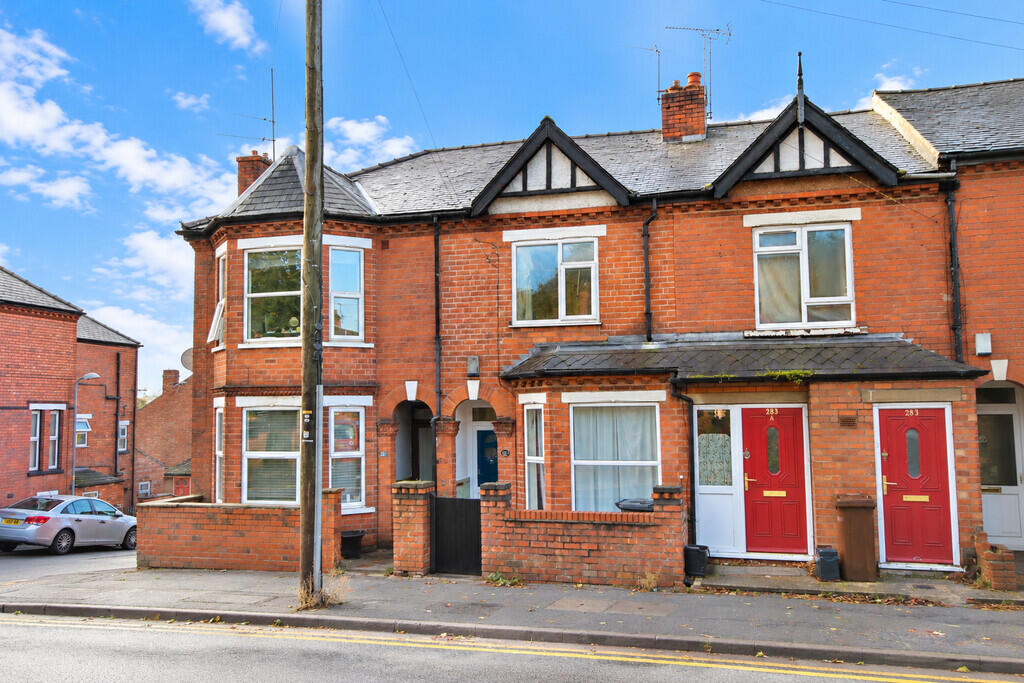 3 Bedroom Terraced in LN2 5JZ