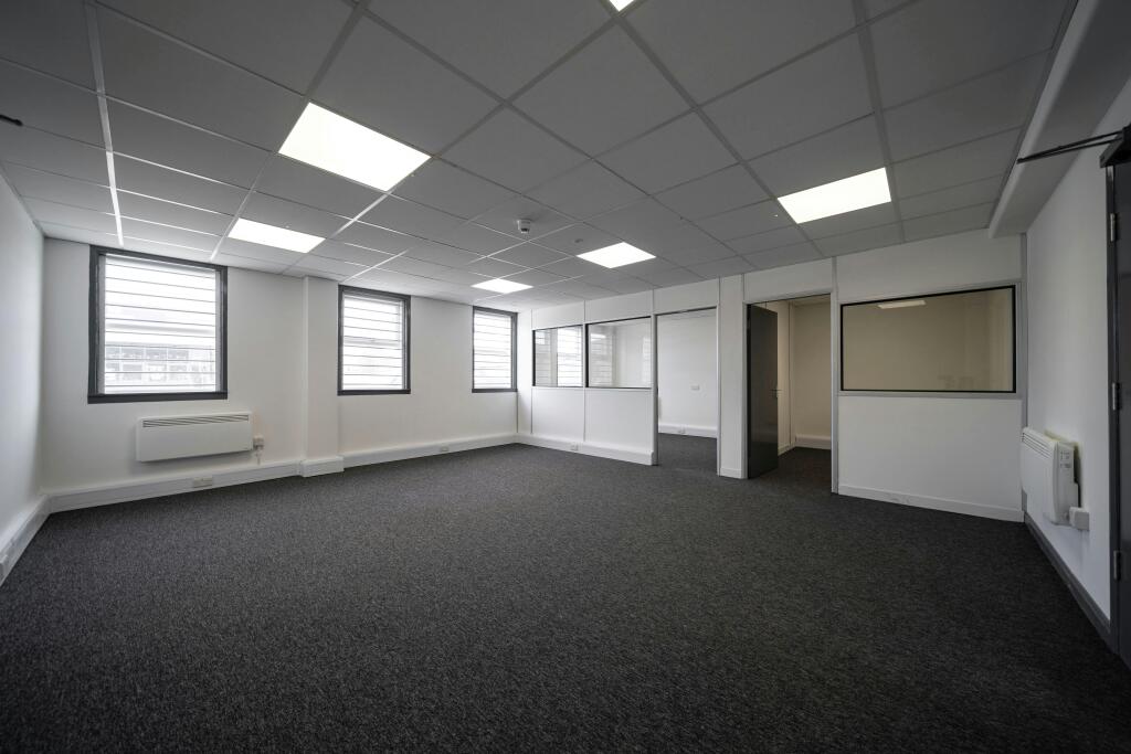 knighton Heath Industrial Estate Unit 5_39.jpg