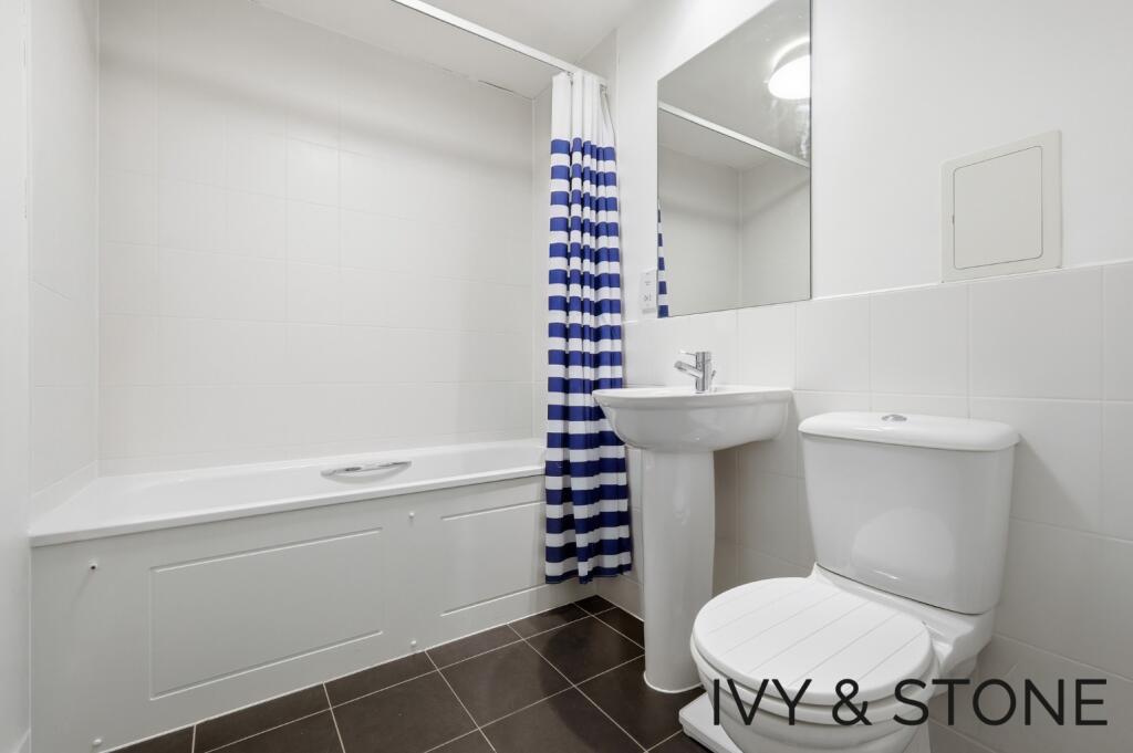 17 Fawe Street, London, Greater London, E14 photo 4