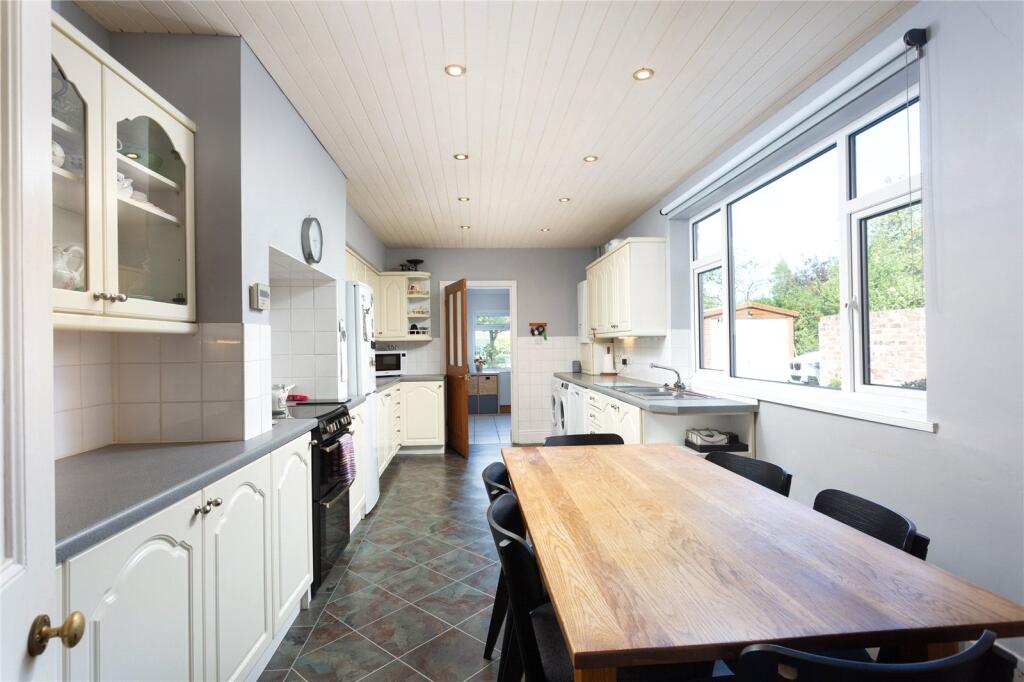 House in York - View 4