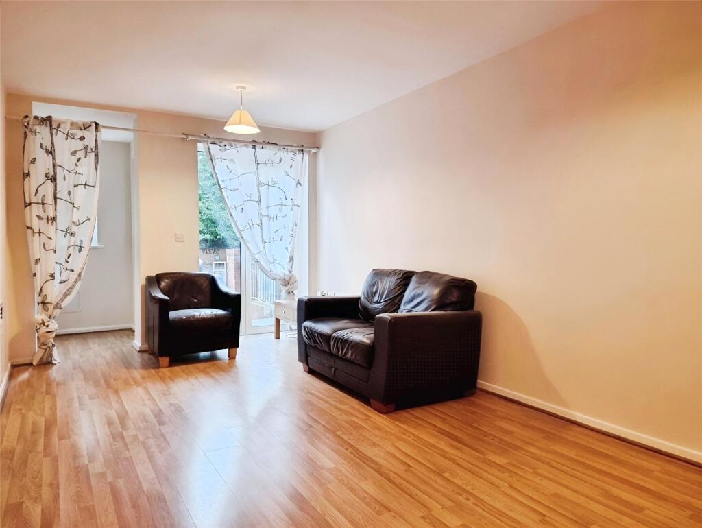 Hucknall Road, Nottingham, Nottinghamshire, NG5 - View 3