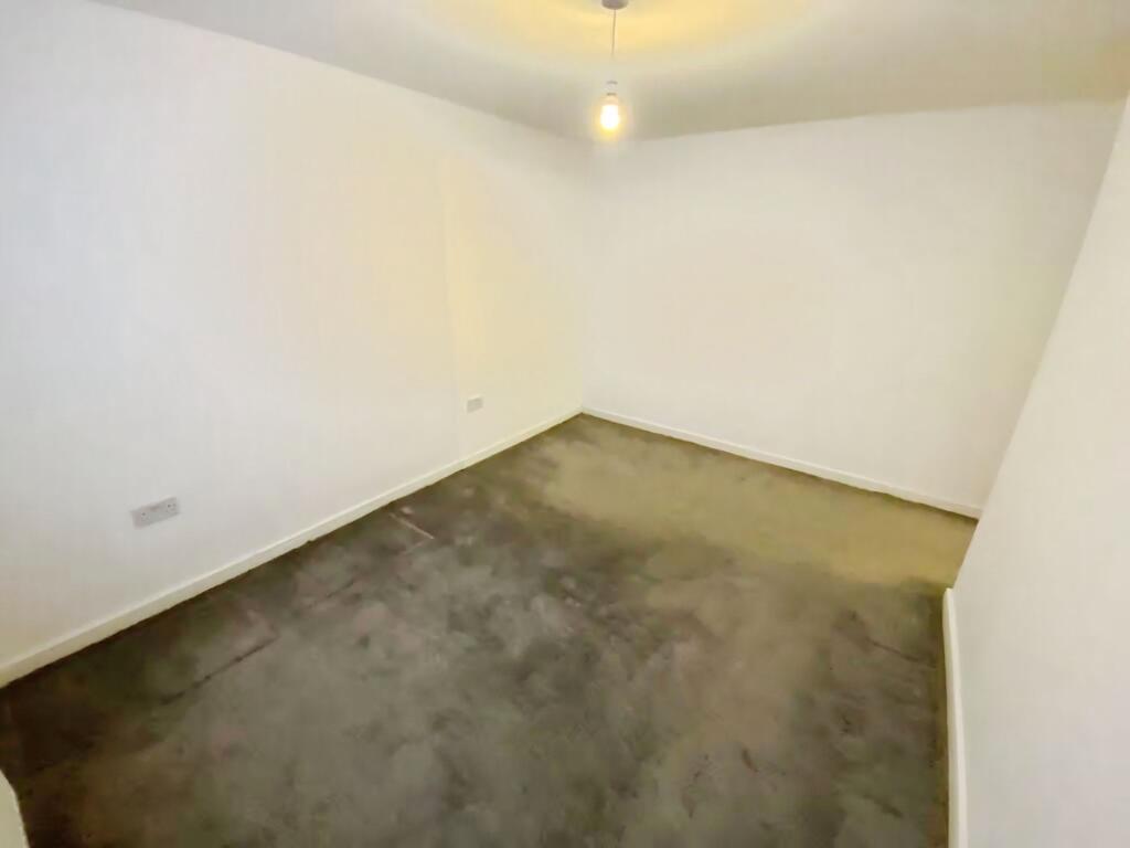 Apartment in Telford - View 5
