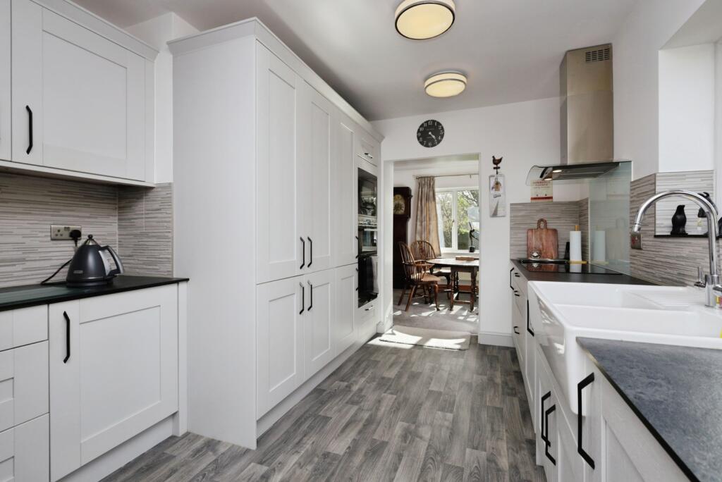 Berwick, Polegate, BN26 photo 3