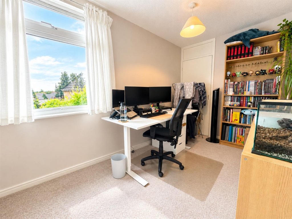 Apartment in Bristol - More