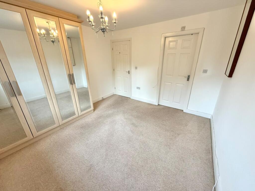 House in Ellesmere Port, Rossmore Estate - More