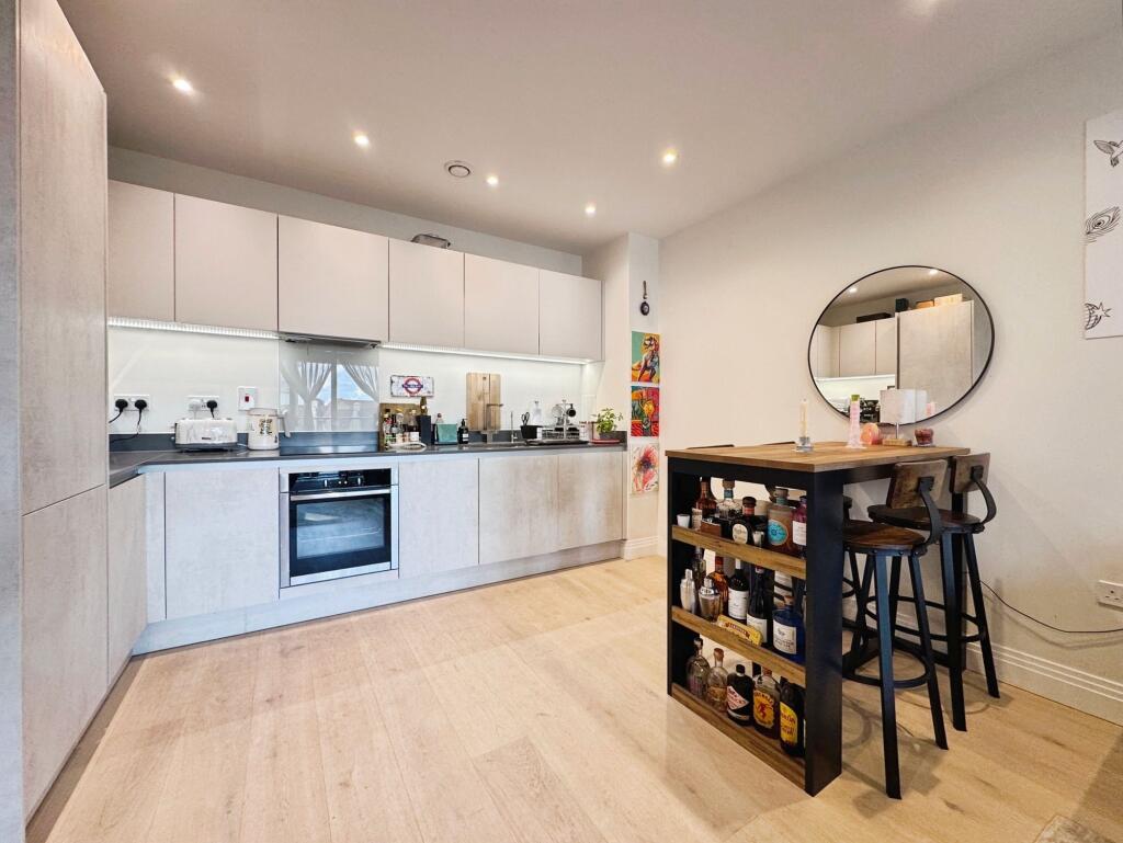 Apartment in London - View 2