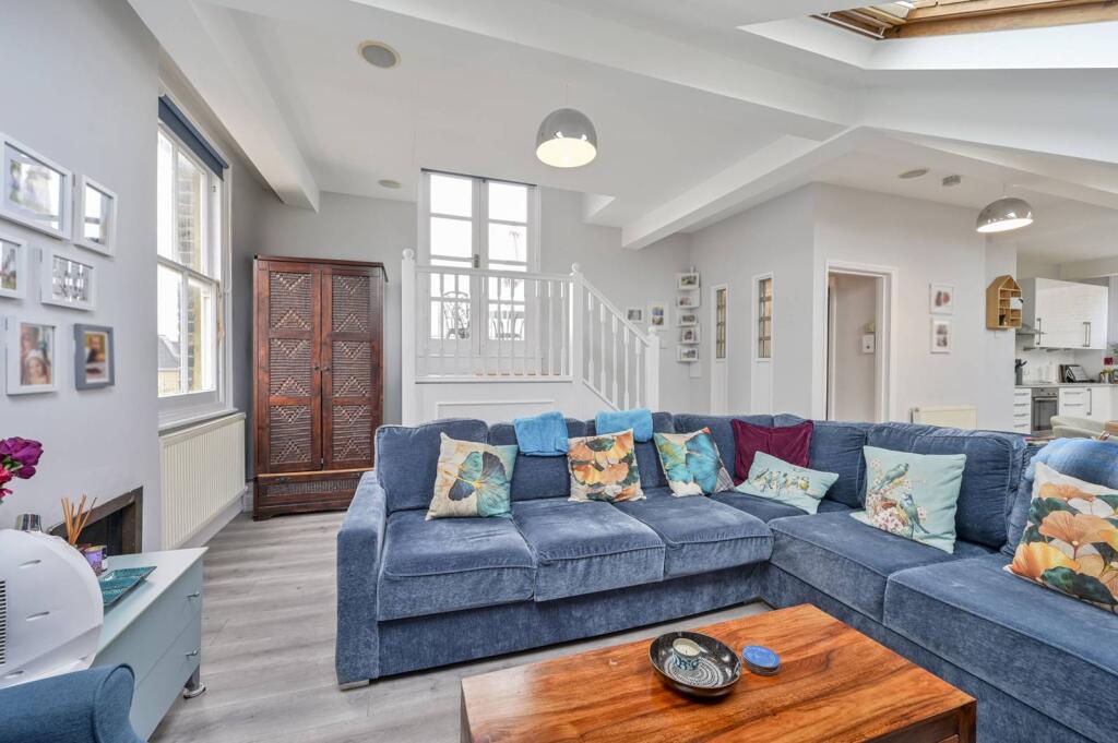 Main image of property: Edge Hill, Wimbledon, London, SW19