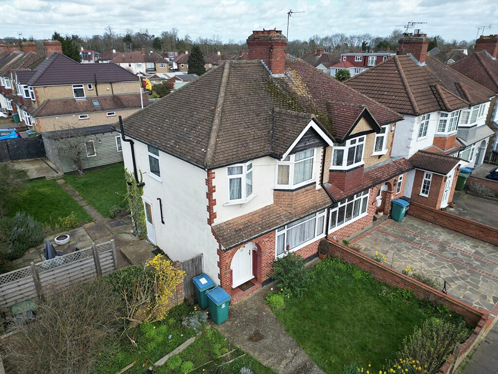 Main image of property: Kingswood Road, Watford, Hertfordshire, WD25