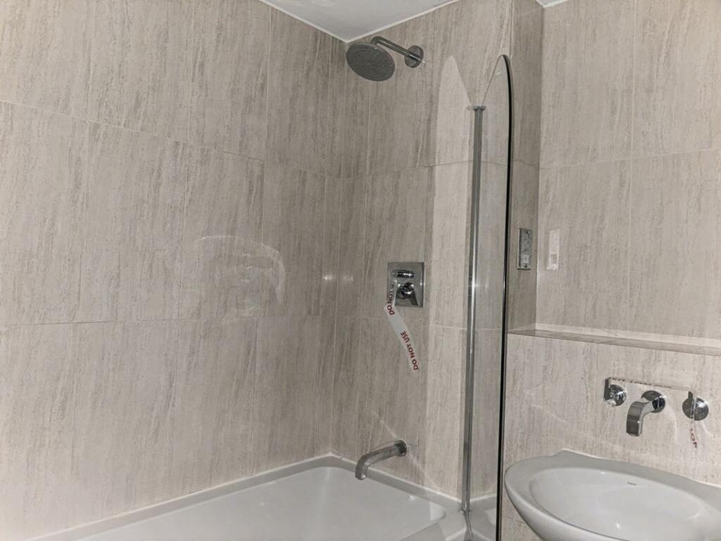 Apartment 68 Hemisphere, 31 The Boulevard, Birmingham, West Midlands, B5 7SE photo 4