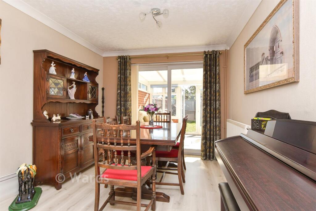 House in Rochester, Frindsbury Extra - View 5