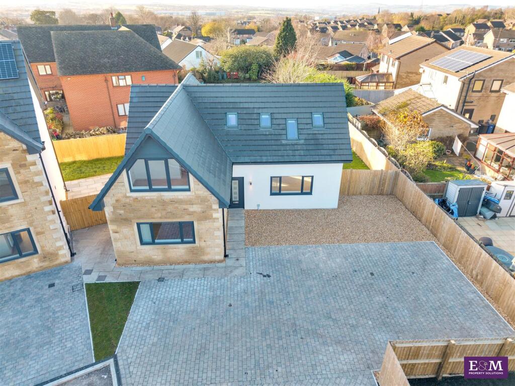 Additional image 31 of Southern Court, Burnley