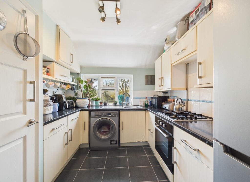 Stafford Road, Ruislip, HA4 photo 3
