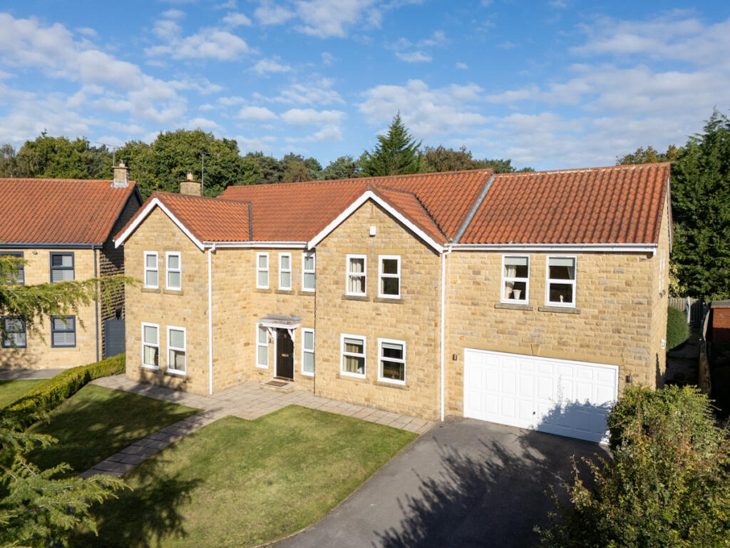 4-bed detached on Fern Way, Scarcroft, Leeds, LS14, £1,150,000