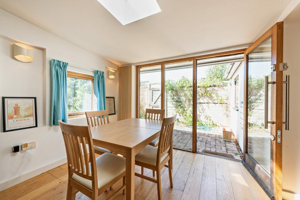 House in Lewes - View 4